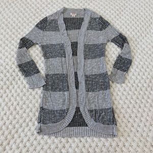 🔲 Striped Cardigan